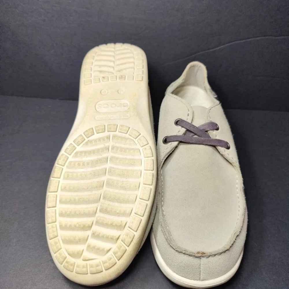 Crocs Santa Cruz 2 Eye Suede Loafer Light Grey Pearl White Men's 15365 Shoe Sz 8